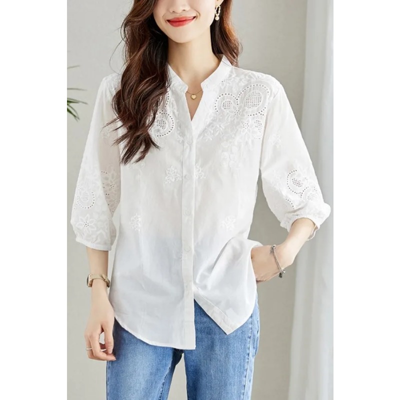 Embroidery Eyelet - Blusa Feminina Branca com Bordado Inglês