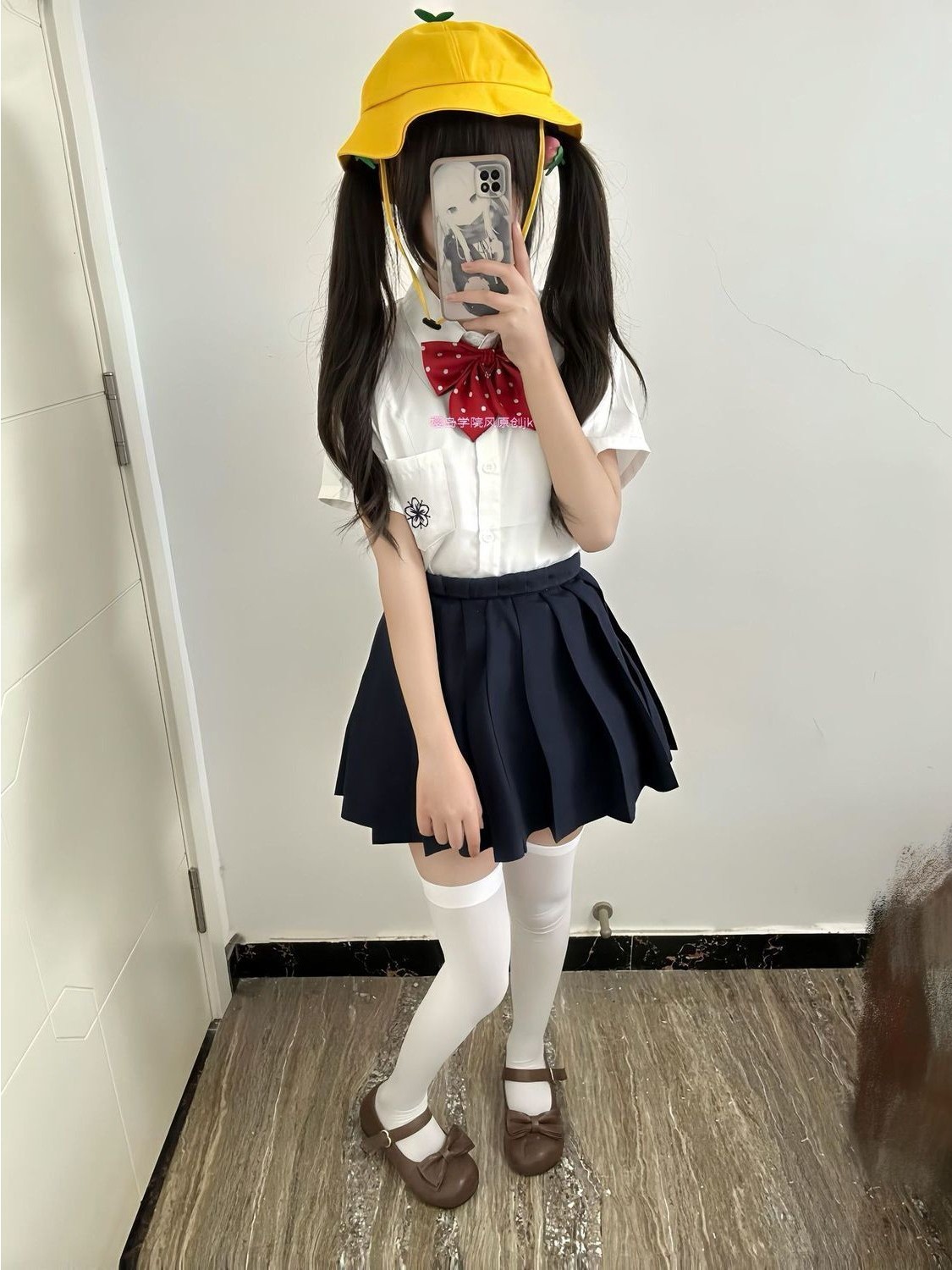 Conjunto de Uniforme Estilo Co - Embroidery Uniform avaliação e preço