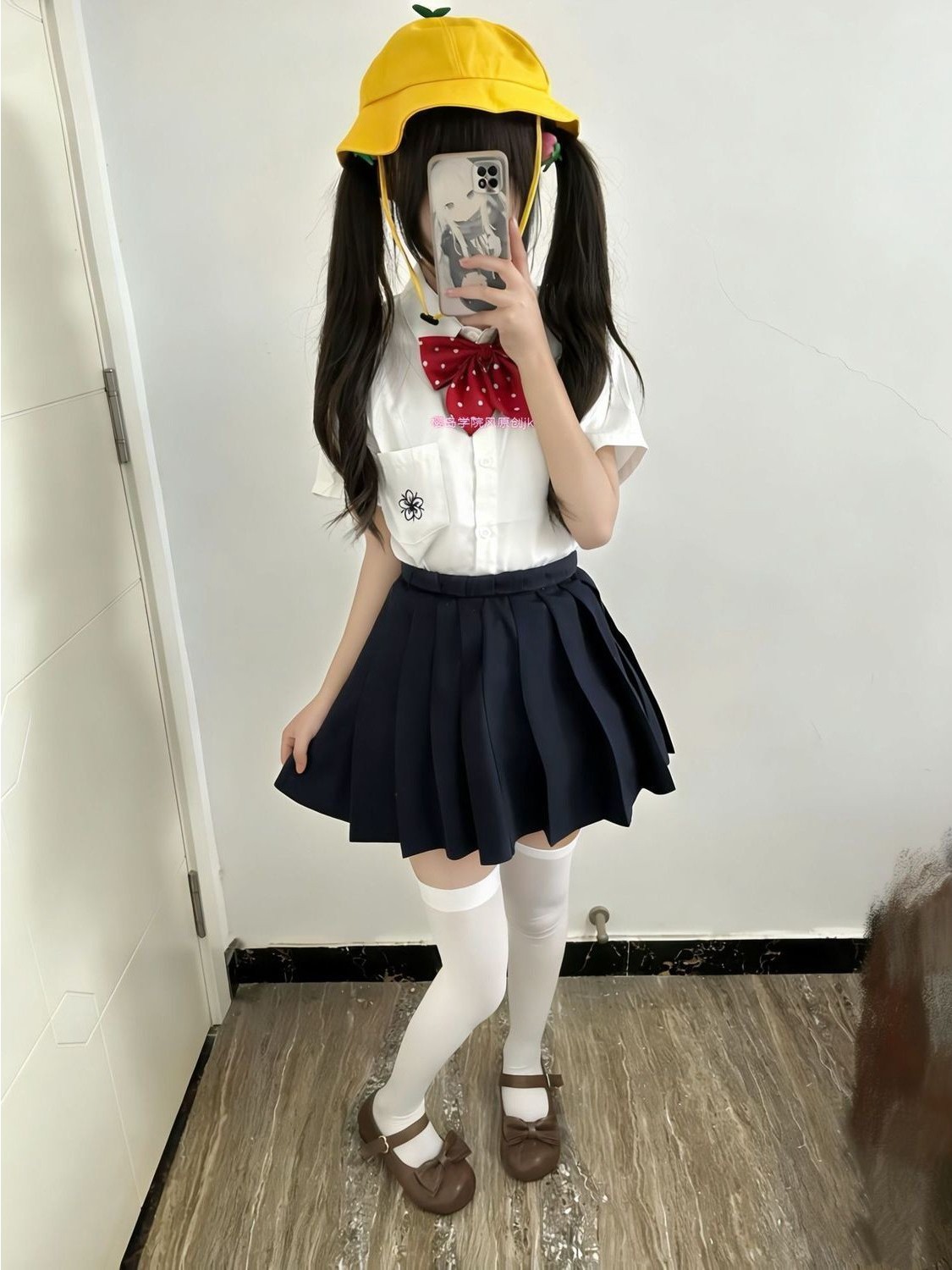 Conjunto de Uniforme Estilo Co - Embroidery Uniform avaliação e preço