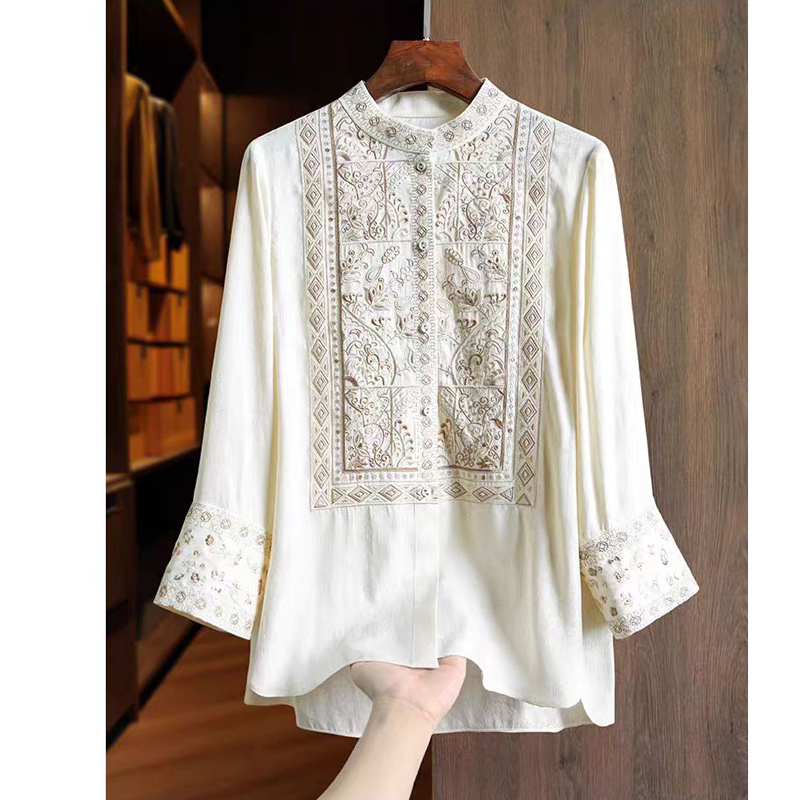 Camisa de Verão em Seda e Visc - Embroidery Unique Design avaliação e preço