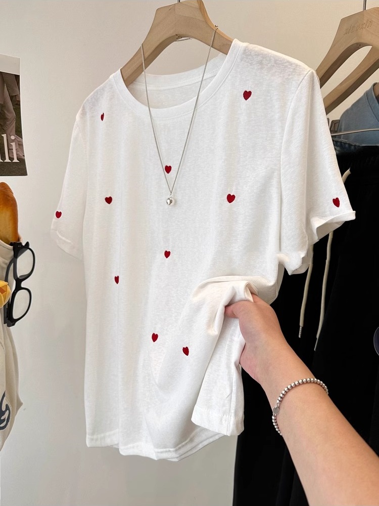 Camiseta Feminina Plus Size de - Embroidery Love avaliação e preço