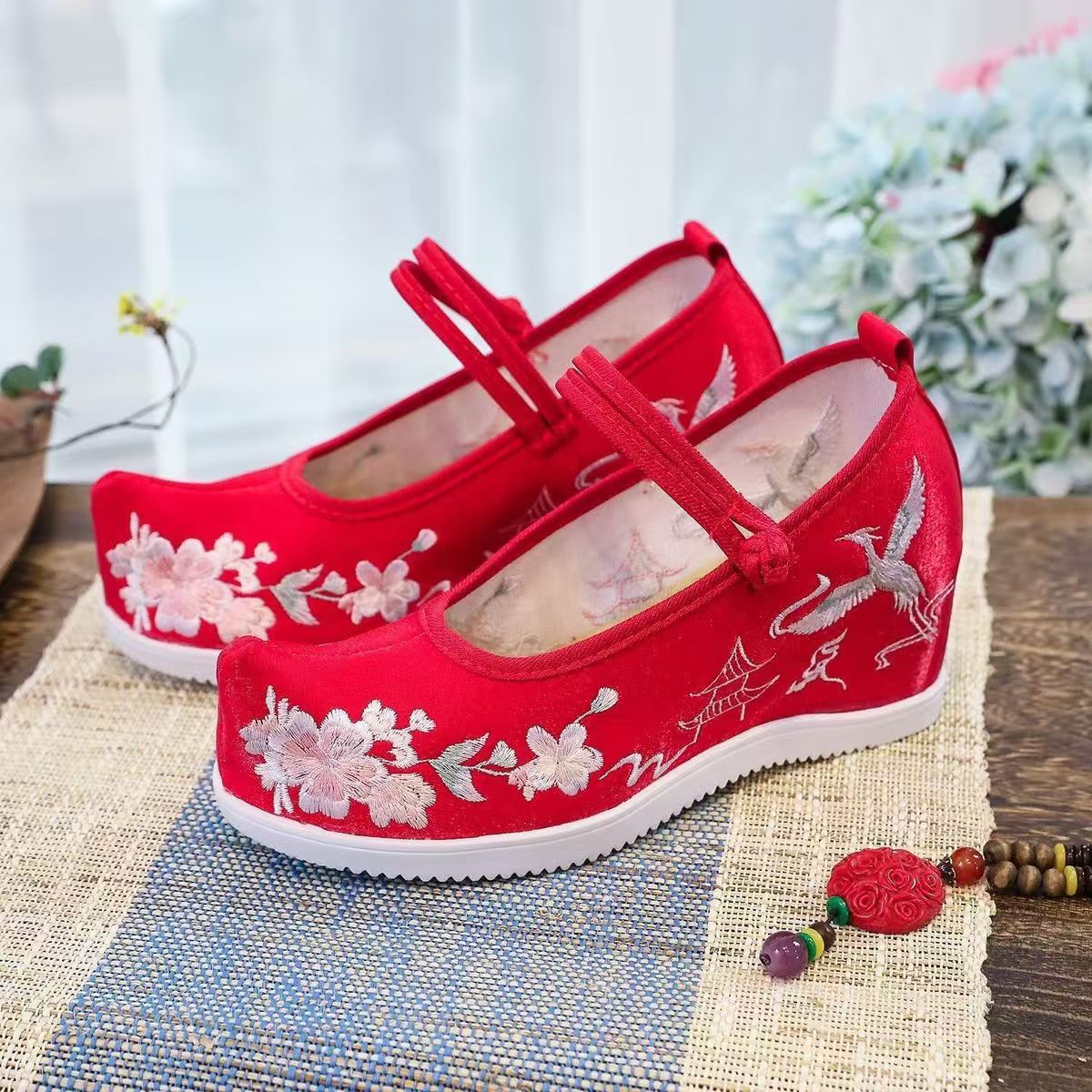 Mulheres aumentadas sapatos bo - Embroidery Canvas avaliação e preço
